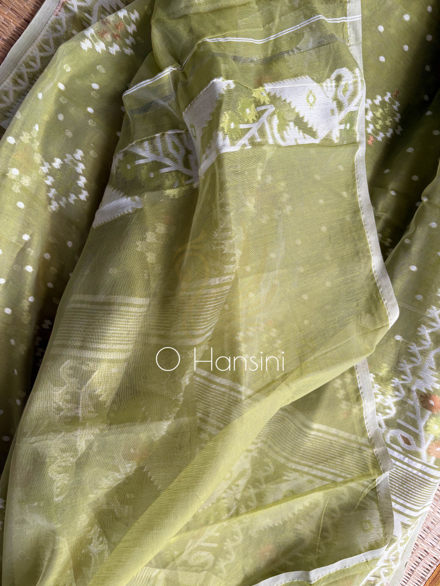 Handwoven Jacquard Jamdani saree