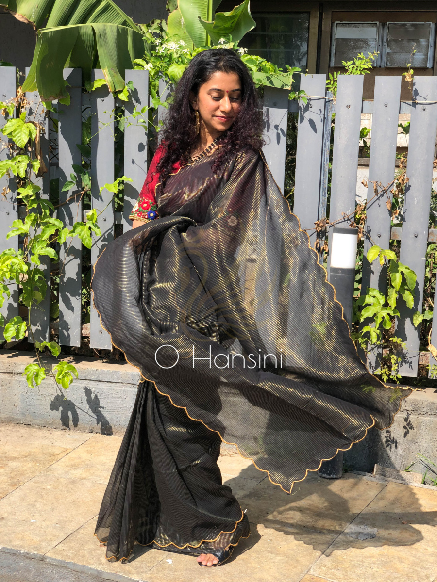 Zari Striped Mul Cotton Saree